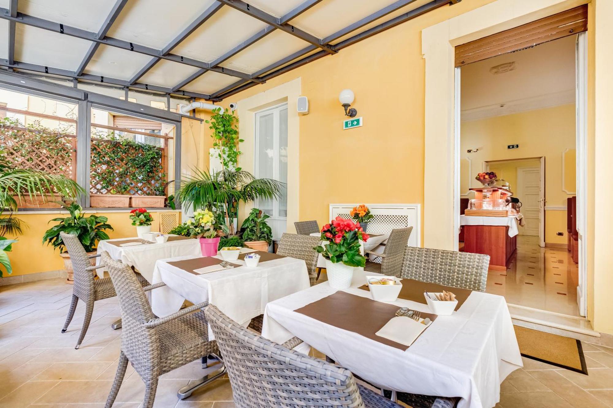 Hotel Cellini Rome Extérieur photo